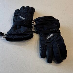 Swany Kids Black Mittens new without tags.